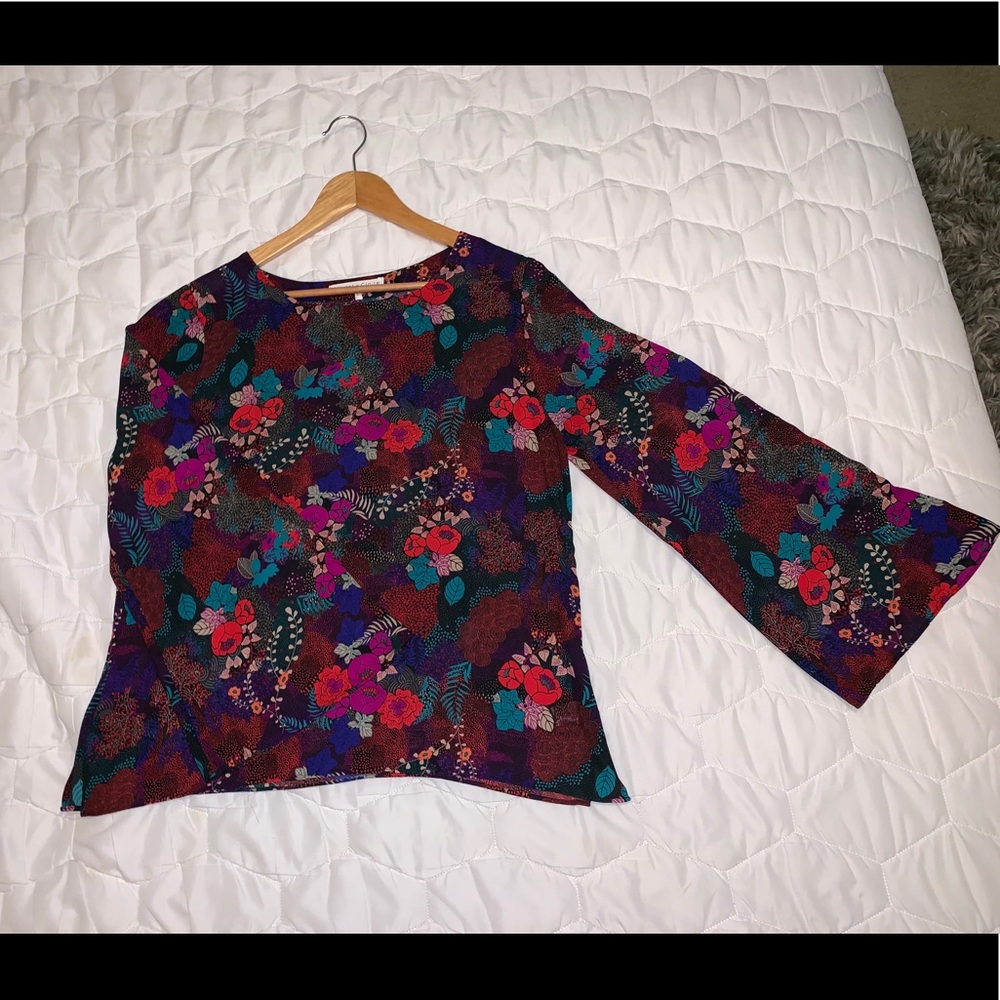 Women’s Blouse